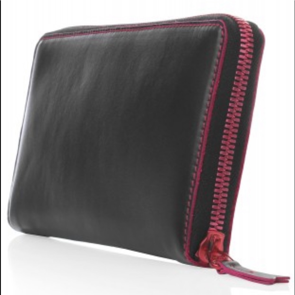 Comme des Garçon Marvelous long zip wallet in pink